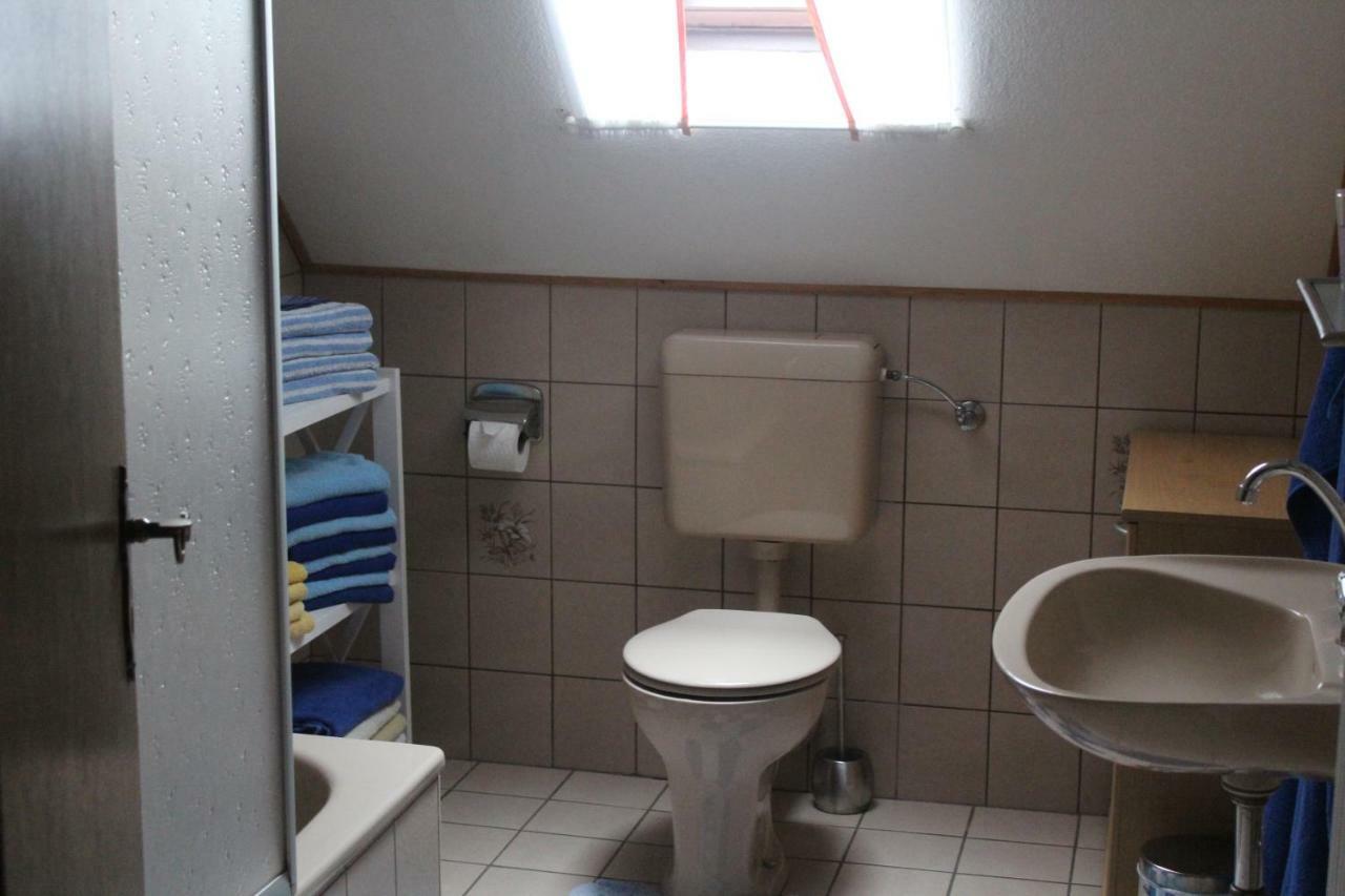 Haus Im Wiesengrund Esens Buitenkant foto