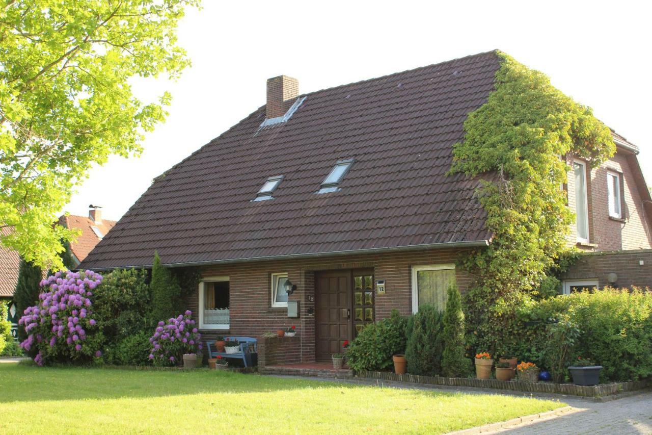 Haus Im Wiesengrund Esens Buitenkant foto